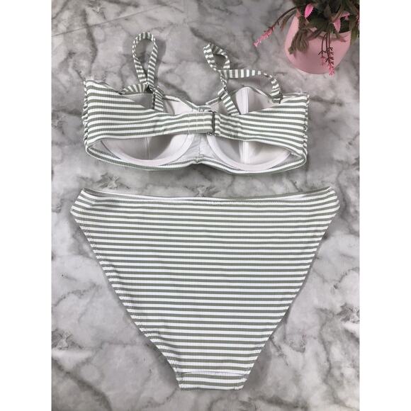 H&M Women's Size 10 Two Piece Bathing Swim Suit Swimsuit Bikini Lightly Padded - Picture 6 of 8